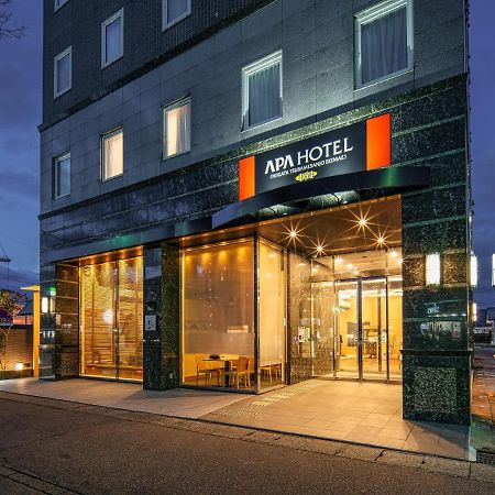 Apa Hotel Niigata Tsubamesanjo Ekimae Exteriör bild